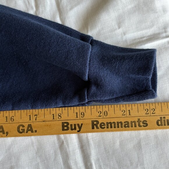 MC Energy Sportswear Women Sweatshirt Size L Crewneck Grandmas are Beary Special - Picture 13 of 13